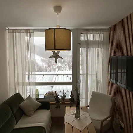 Hearth Hill View Apartment *